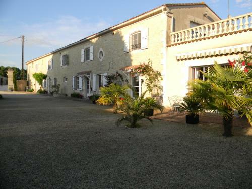 Bed & Breakfast Le Logis D'antigny