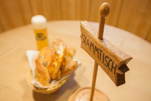 L�wen Hotel & Restaurant