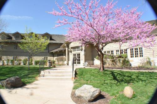 Starved Rock Lodge & Conference Center