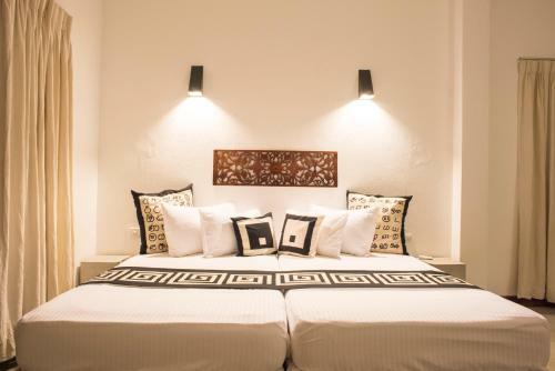 Bed & Breakfast Nagenahira Beach Villa