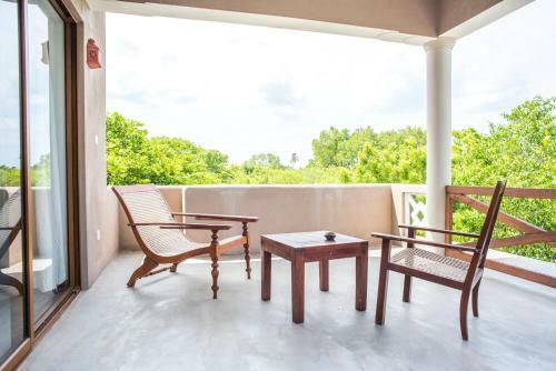 Bed & Breakfast Nagenahira Beach Villa