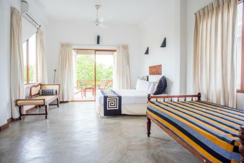 Bed & Breakfast Nagenahira Beach Villa
