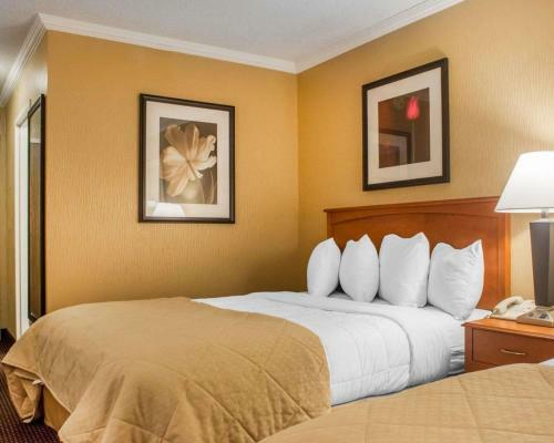 Hotel Quality Inn & Suites Riverfront Oswego