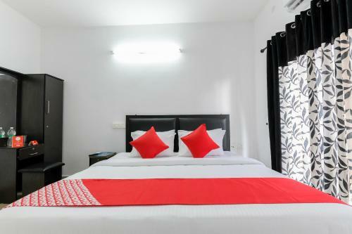 Hotel Oyo 30456 Amare Holidays