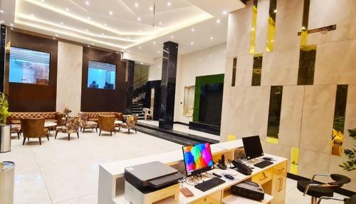 Hotel Sunita Suncity Centre