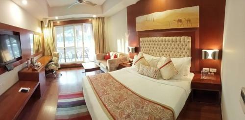 The Lal Vilas Hotels