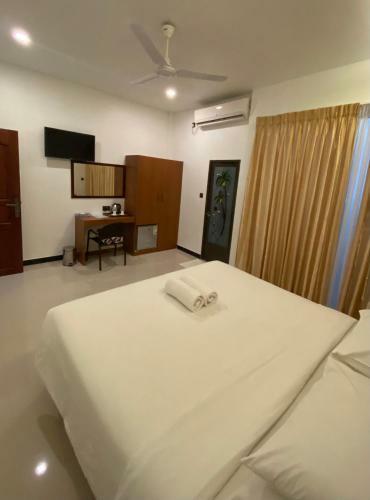 Hostal Beach Walk Villa Maldives
