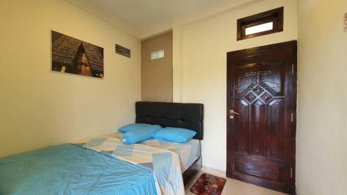 Hostal Anisa Syariah Home
