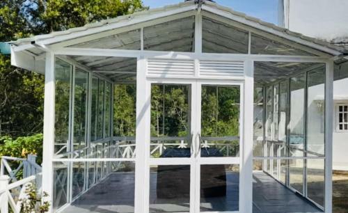 Villa Mount Edge Riverside