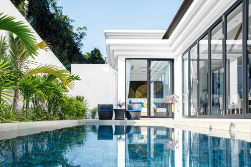 Canaan Villas Hillside