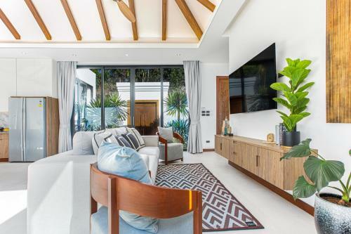 Canaan Villas Hillside