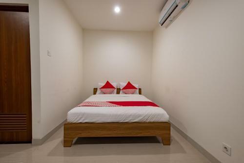 Hotel Oyo 2245 Apartment Grand Kamala Lagoon