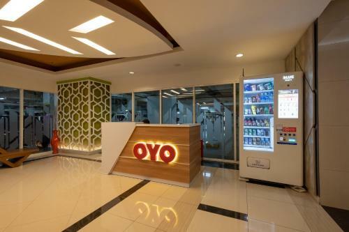 Hotel Oyo 2245 Apartment Grand Kamala Lagoon
