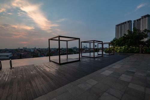 Hotel Oyo 2245 Apartment Grand Kamala Lagoon