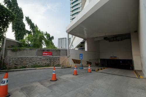Hotel Oyo 2245 Apartment Grand Kamala Lagoon