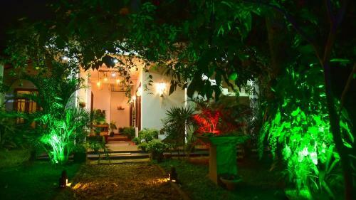 Bed & Breakfast Menara Green Inn