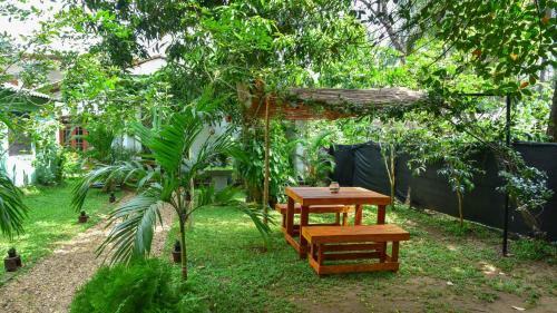 Bed & Breakfast Menara Green Inn