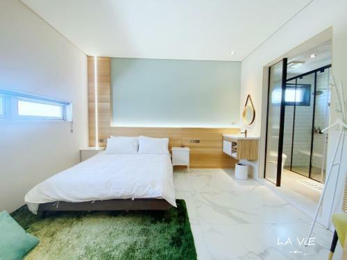 Lavie Villa
