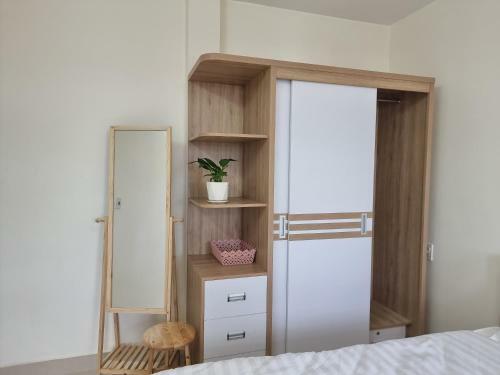 Apartamento Nh� Ph�a Tr�n ??i