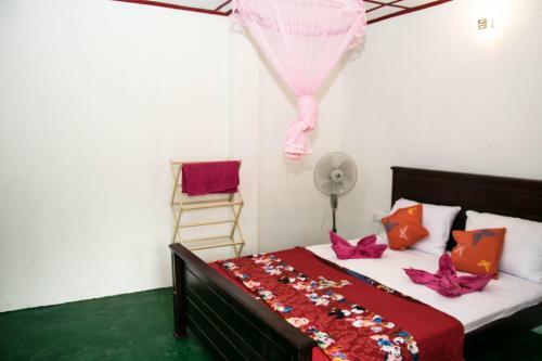 Bed & Breakfast Jungle Cottage Kitelella