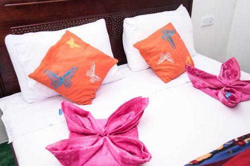 Bed & Breakfast Jungle Cottage Kitelella