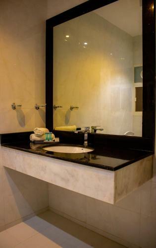 Qasayed Hotel