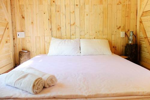 Villa ??o Hoa V�ng Cam Ranh - Venue Travel