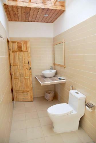 Villa ??o Hoa V�ng Cam Ranh - Venue Travel