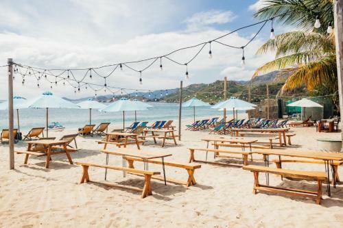 Villa ??o Hoa V�ng Cam Ranh - Venue Travel