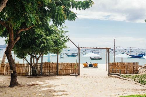 Villa ??o Hoa V�ng Cam Ranh - Venue Travel