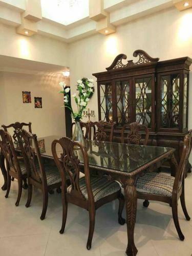 5 Bedrooms With Own Private Pool Gated Community