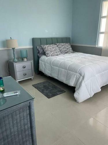 5 Bedrooms With Own Private Pool Gated Community