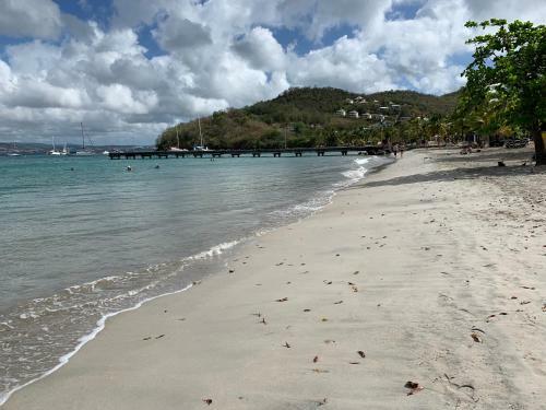 Hostal Maison D H�te � 2 Min De La Plage