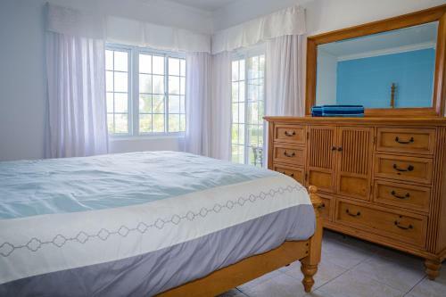 Apartamento Luxury Poolside Oasis,the Lagoons