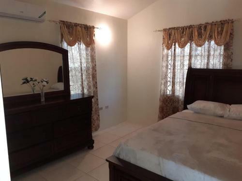 Immaculate 2-bed House In Portmore