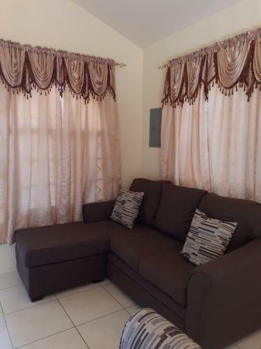 Immaculate 2-bed House In Portmore