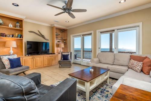 Keywester - Beachfront! Pet Friendly! Sit On The Back Deck And Listen To The Waves Crash, Home