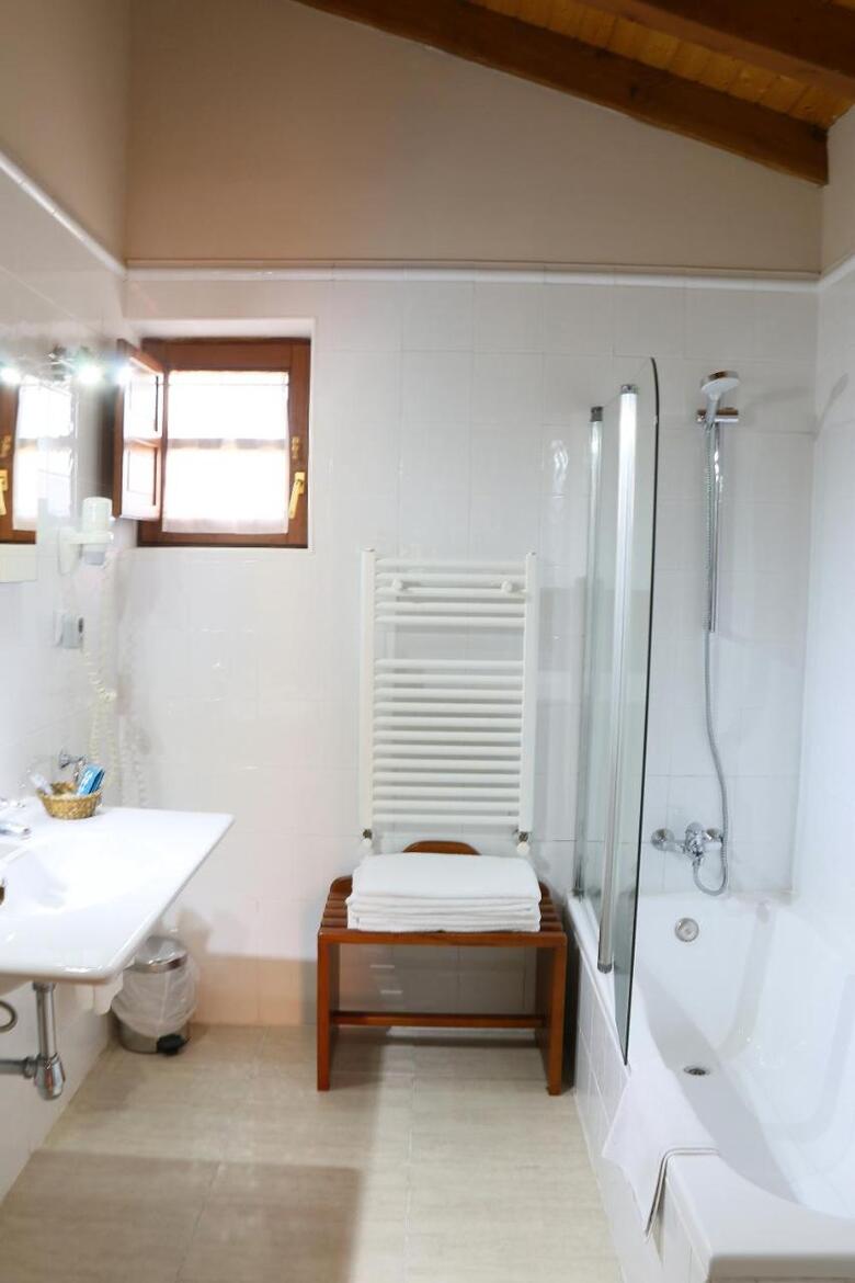 Hotel Palaci�n De To�anes