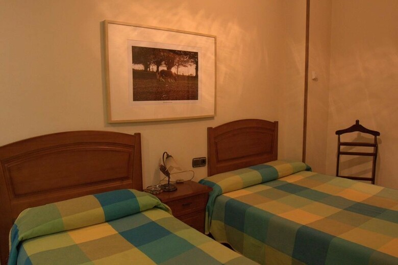 Hostal Rural Elosta