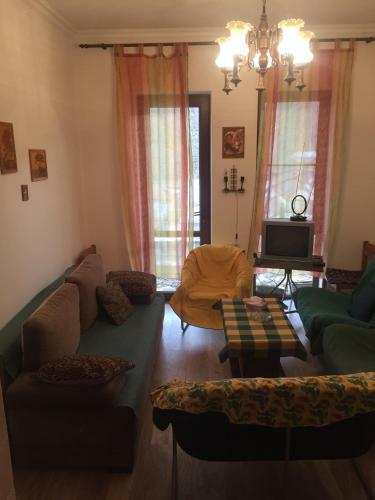 Hostal Rest House Dilijan