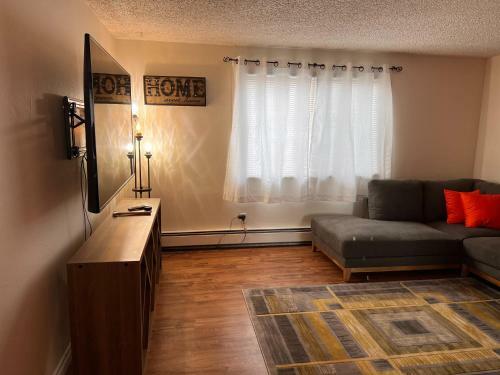 Apartamento Lovely Two Bedroom, Minutes Away From Downtown