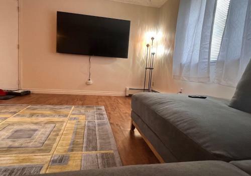 Apartamento Lovely Two Bedroom, Minutes Away From Downtown