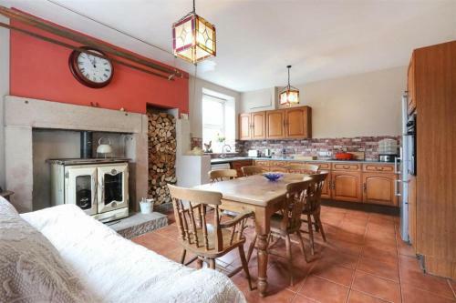 Ross Test Impeccable 4-bed House In Bethel