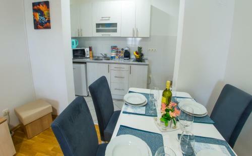 Mila Apartments