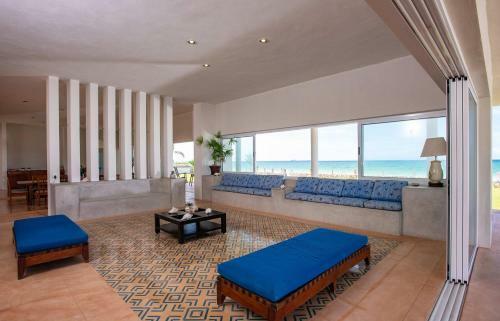 Stunning Beachfront Hacienda Style Property, East Of Progreso
