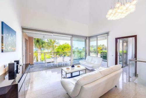 Galene Beach Villa
