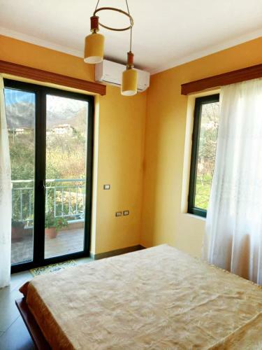 Beach Hiking Holiday Villa Luanit