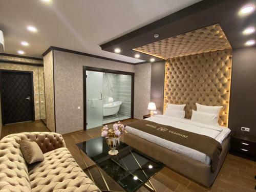 Via Hotel & Tours