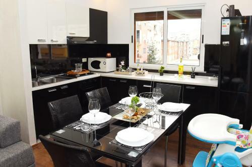 ?m&j Apartment?new Luxury Apartment Tirana