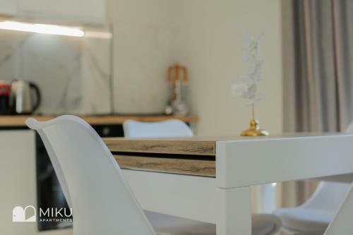 Miku Apartment-lovely 1 Bedroom Spectacular View